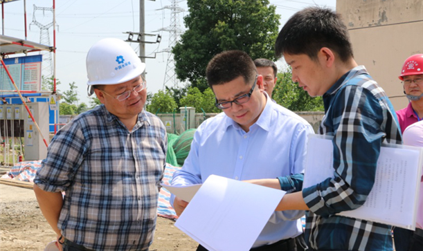 李云區(qū)長(zhǎng)一行調(diào)研泰興污水處理廠建設(shè)情況